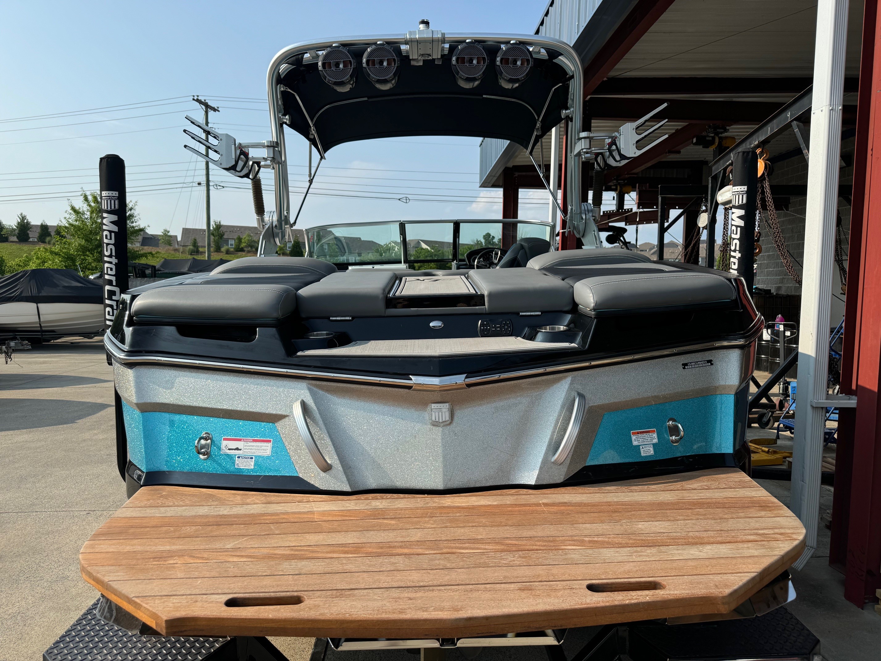 2019 MasterCraft XT22 Icon